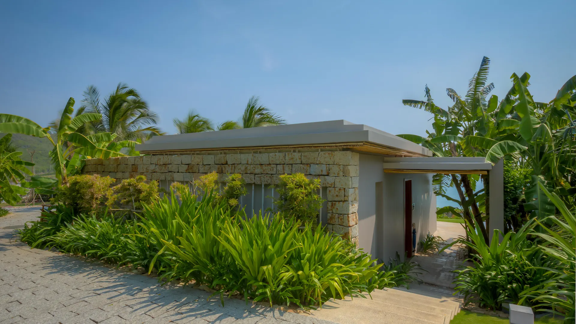 Mia Resort Nha Trang Thon Lap Thinh Vietnam