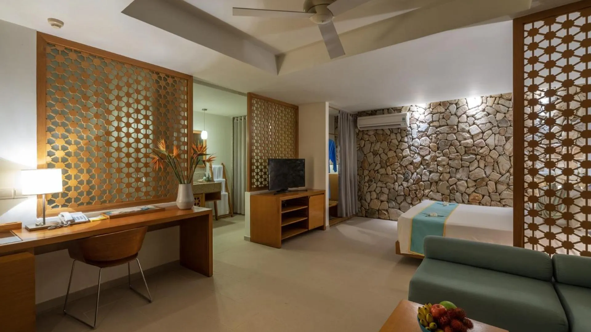 Mia Resort Nha Trang Thon Lap Thinh